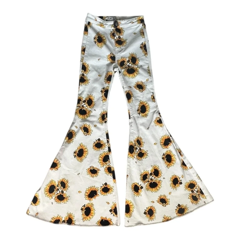 Free People owned bell‑bottom 24